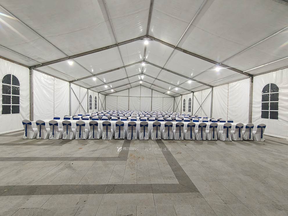 平顶山篷房租赁助力艺秀小镇时装周篷房搭建